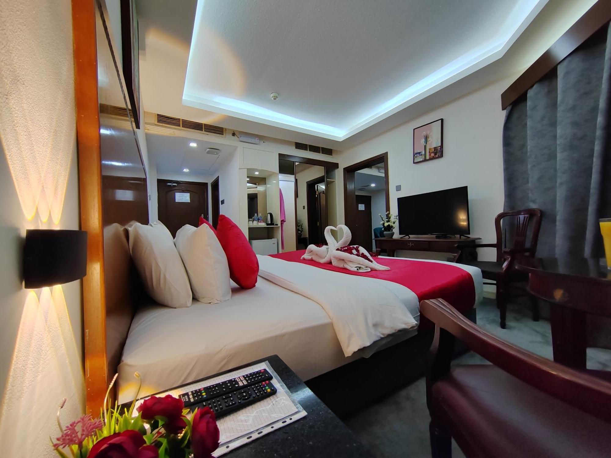 Le Paradise Palace Hotel 迪拜 外观 照片