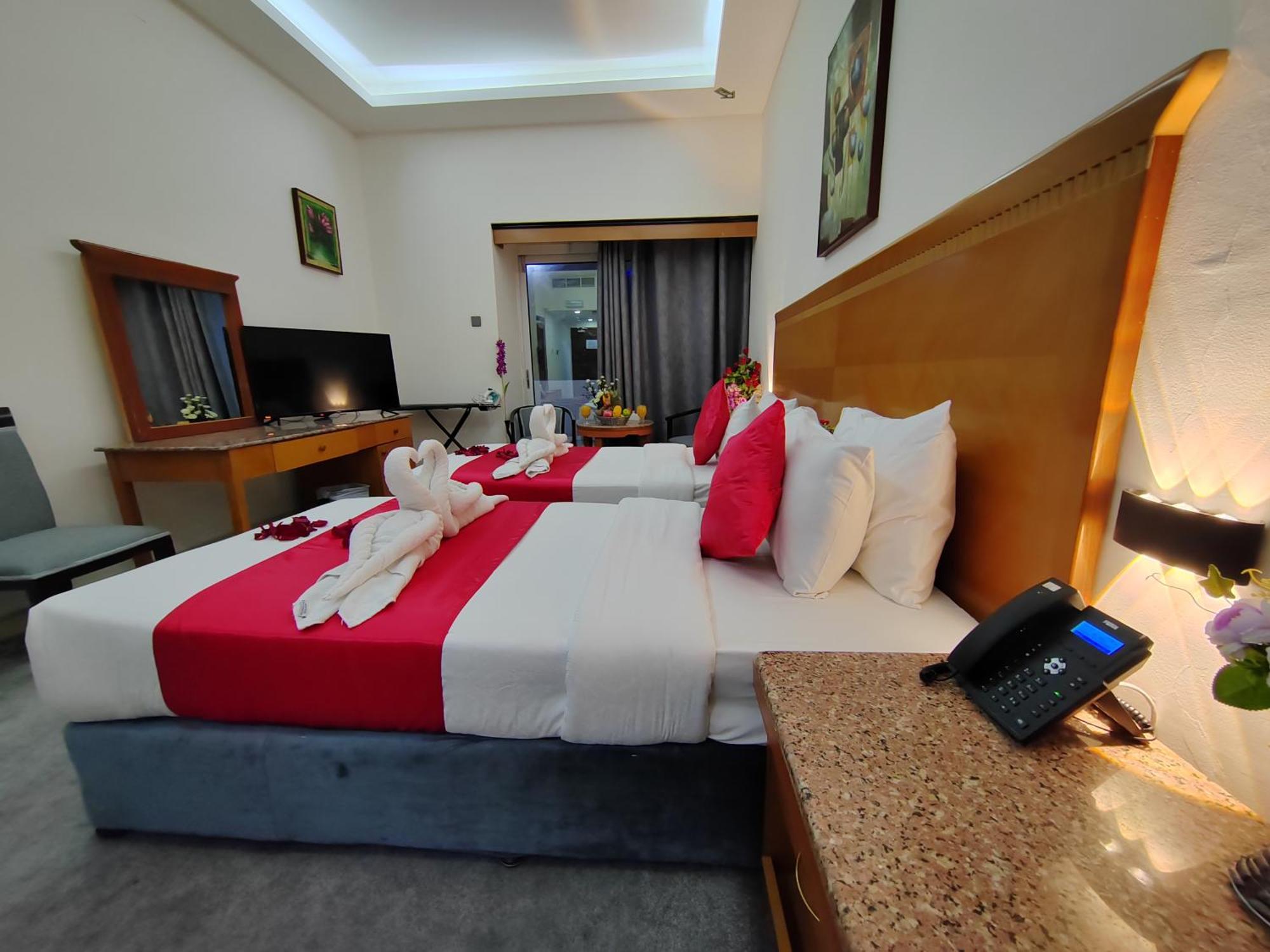 Le Paradise Palace Hotel 迪拜 外观 照片