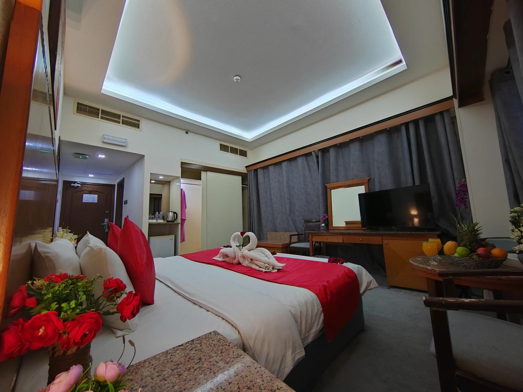Le Paradise Palace Hotel 迪拜 外观 照片