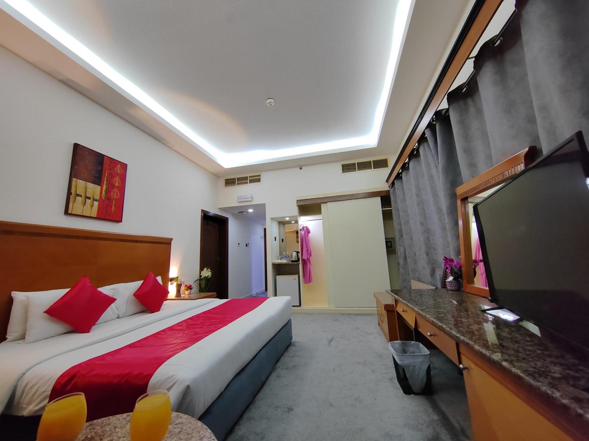Le Paradise Palace Hotel 迪拜 外观 照片